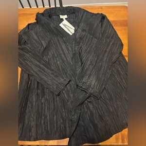 Kathleen Somers crinkle Black Top